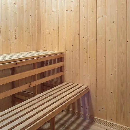 Awesome In With Sauna Nyaraló