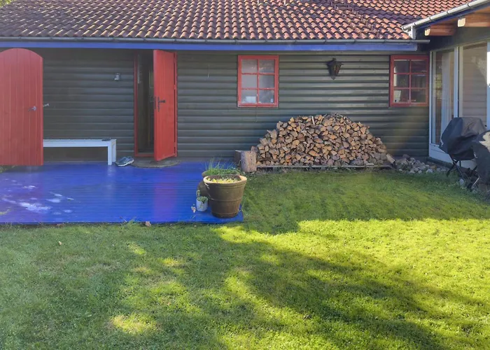 Vakantiehuis Awesome In With Sauna