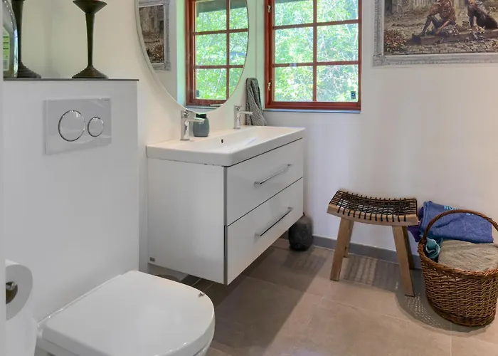 Сasa de vacaciones Awesome In With Sauna Fårvang